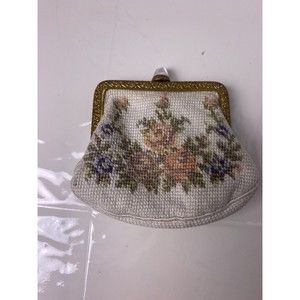 PETIT POINT MADE IN CZECHOSLOVAKIA Vintage Coin Purse